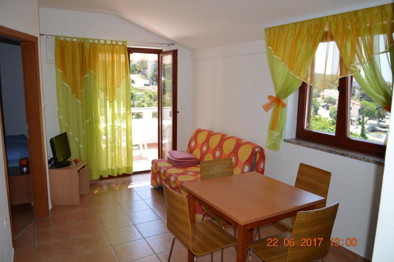 Apartments And Rooms By The Sea Jakisnica, Pag - 4160 Lun  Extérieur photo