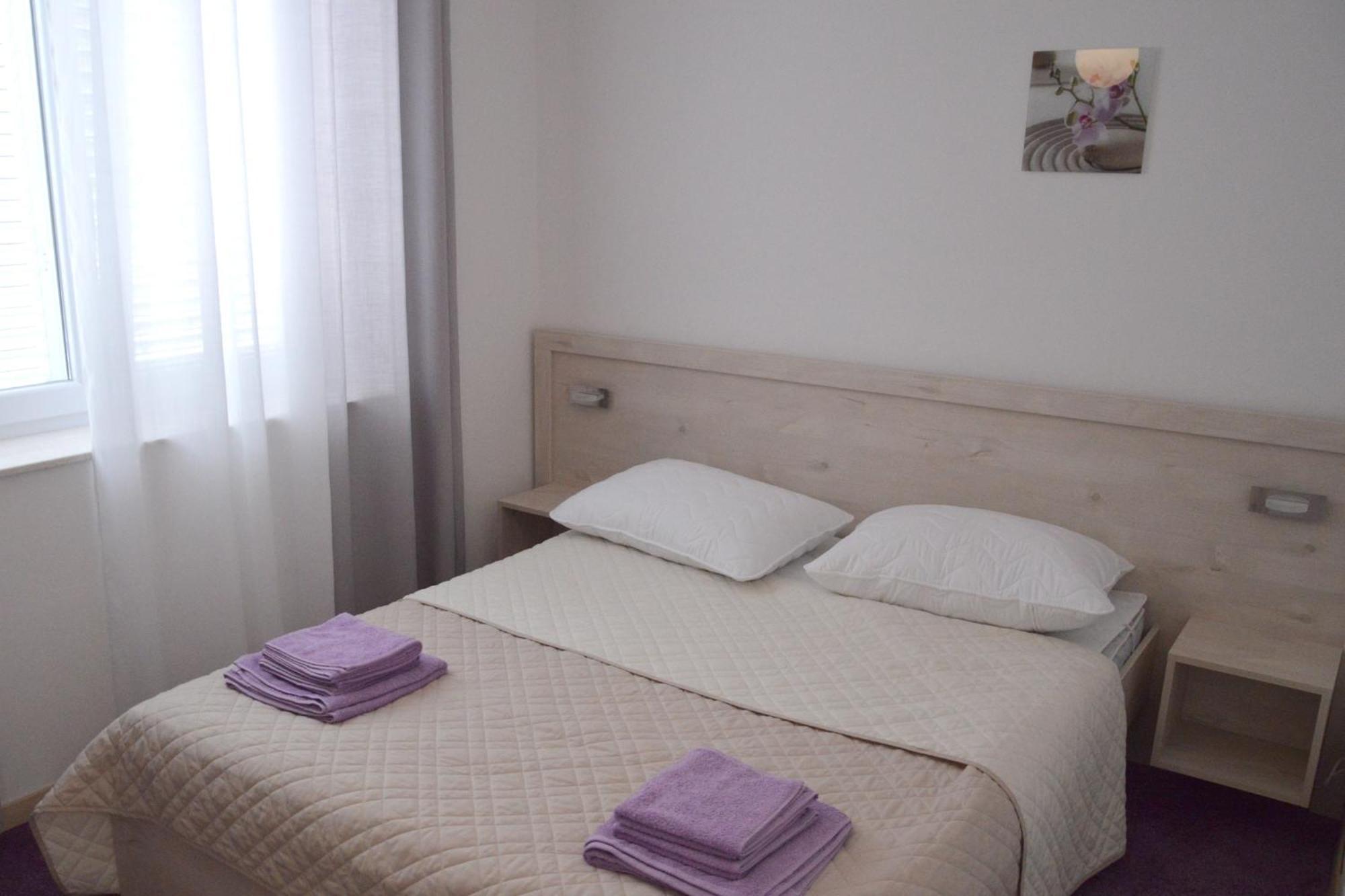 Apartments And Rooms By The Sea Jakisnica, Pag - 4160 Lun  Extérieur photo