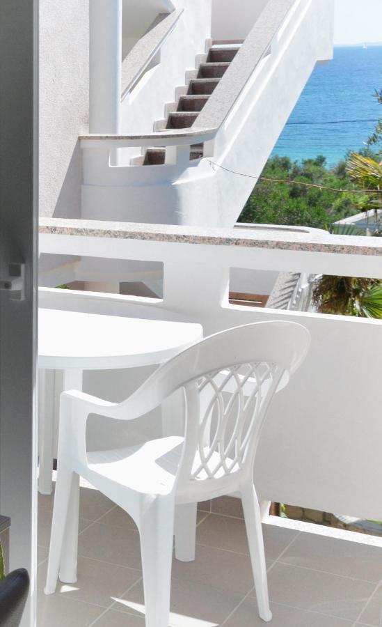 Apartments And Rooms By The Sea Jakisnica, Pag - 4160 Lun  Extérieur photo