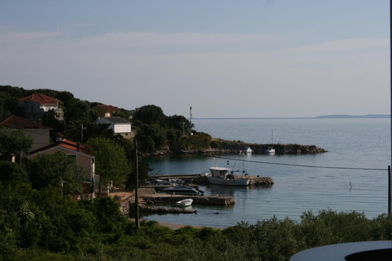 Apartments And Rooms By The Sea Jakisnica, Pag - 4160 Lun  Extérieur photo