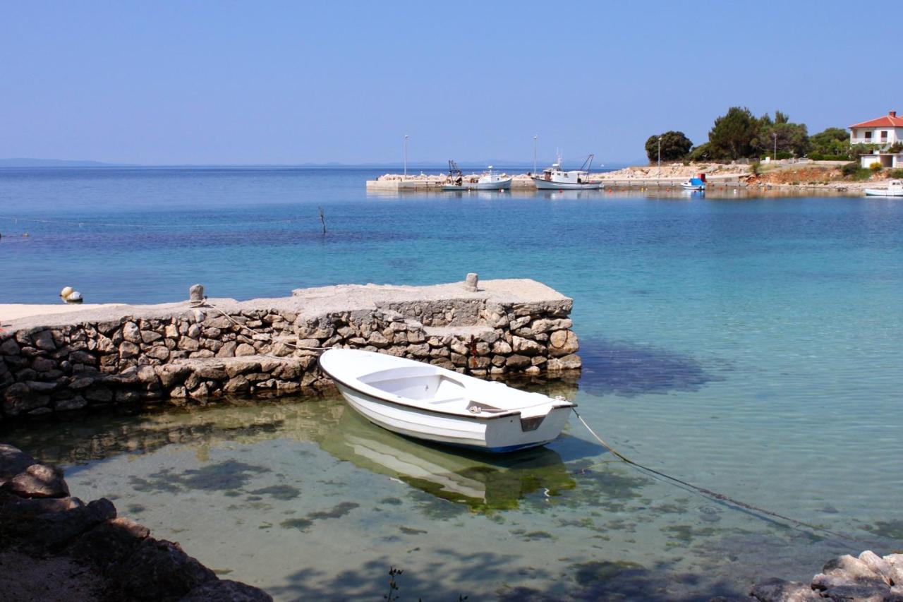 Apartments And Rooms By The Sea Jakisnica, Pag - 4160 Lun  Extérieur photo